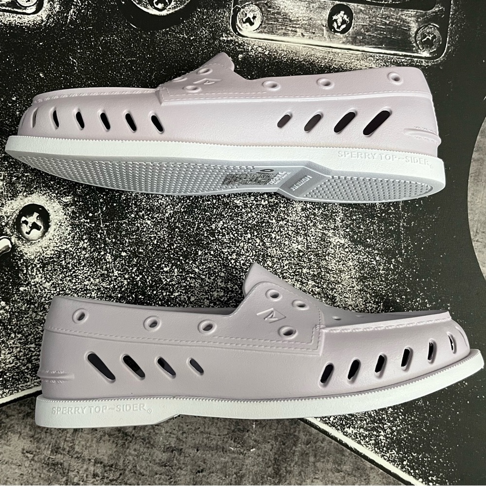 NEW Sperry Boat Shoes - Picture 7 of 7